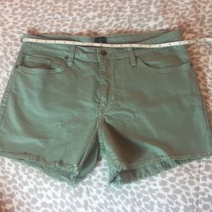 JUST BLACK, Raw hem cut off Shorts, 32 NWTS